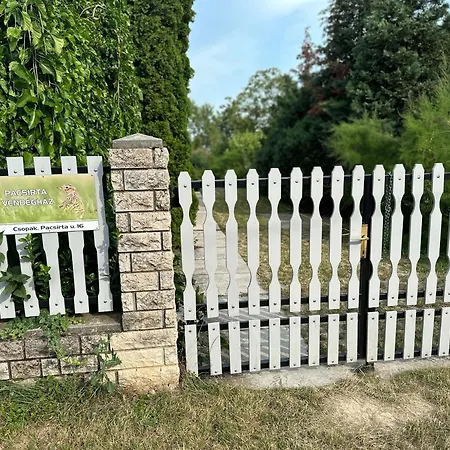 Pacsirta Vendeghaz *