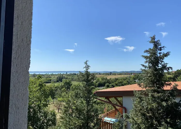 Pacsirta Vendeghaz Holiday home *