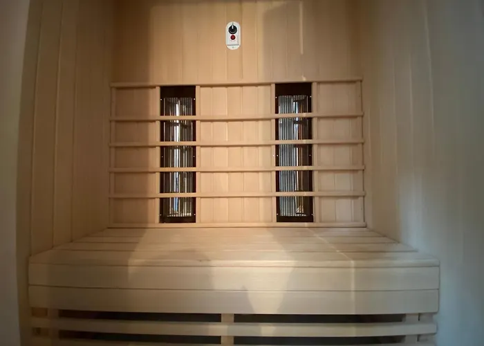 Pacsirta Vendeghaz * Чопак